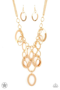A Golden Spell -Blockbuster Gold Necklace - Paparazzi Accessories #302
