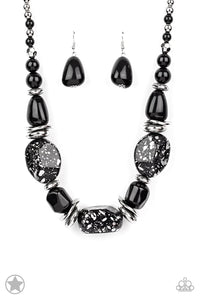 In Good Glazes - Blockbuster Black Necklace - Paparazzi Accessories #305